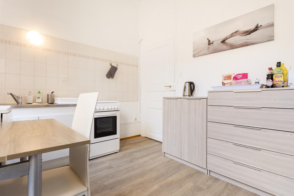 Apartments Center Колмар Стая снимка