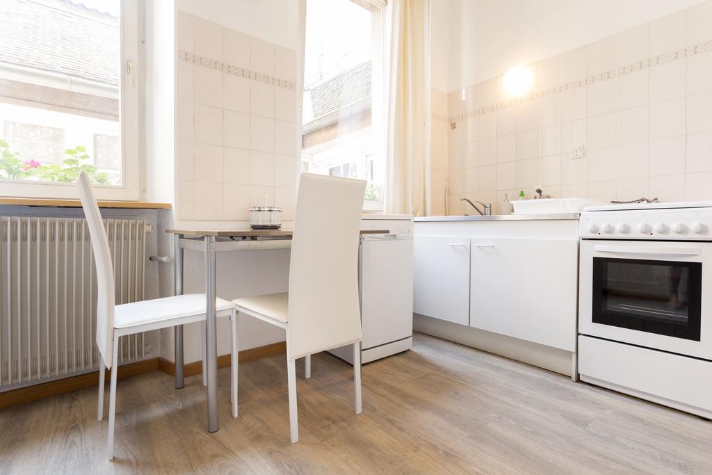 Apartments Center Колмар Стая снимка